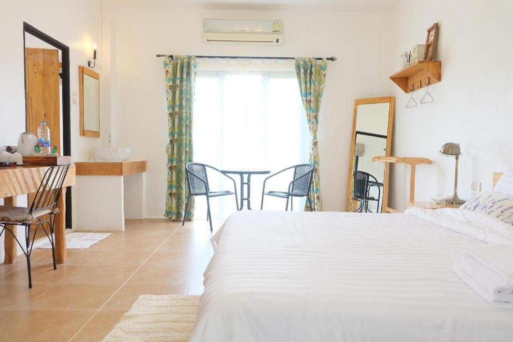 Villa Tuscany Country Resort Suan Phueng Eksteriør billede