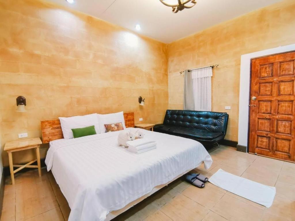 Villa Tuscany Country Resort Suan Phueng Eksteriør billede
